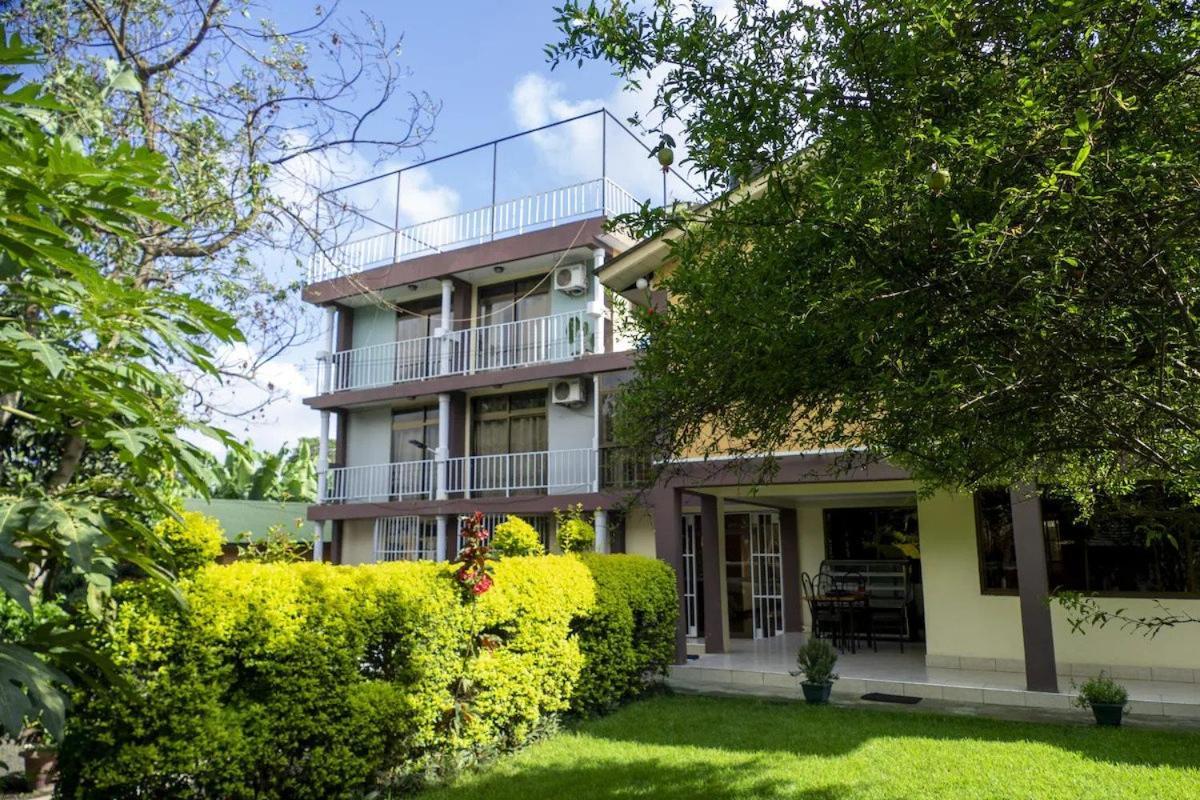 Runako Lodge Arusha Exterior foto